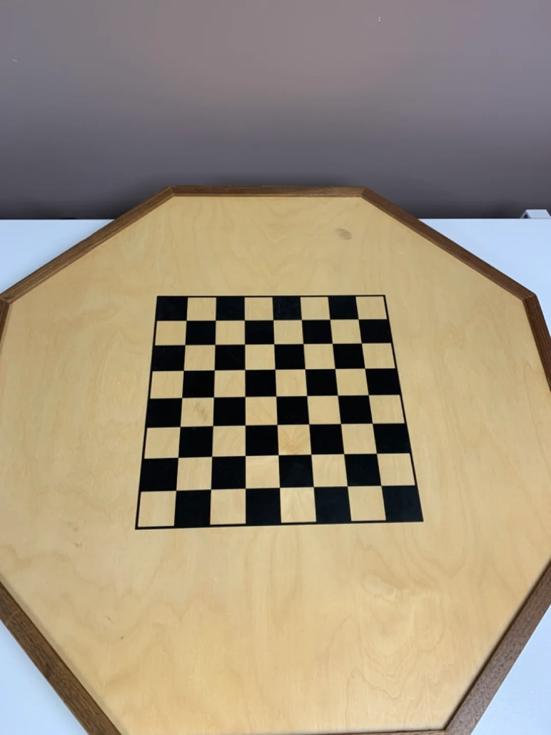 Lee Valley Deluxe Crokinole Board & Chess Set image indicator(7)