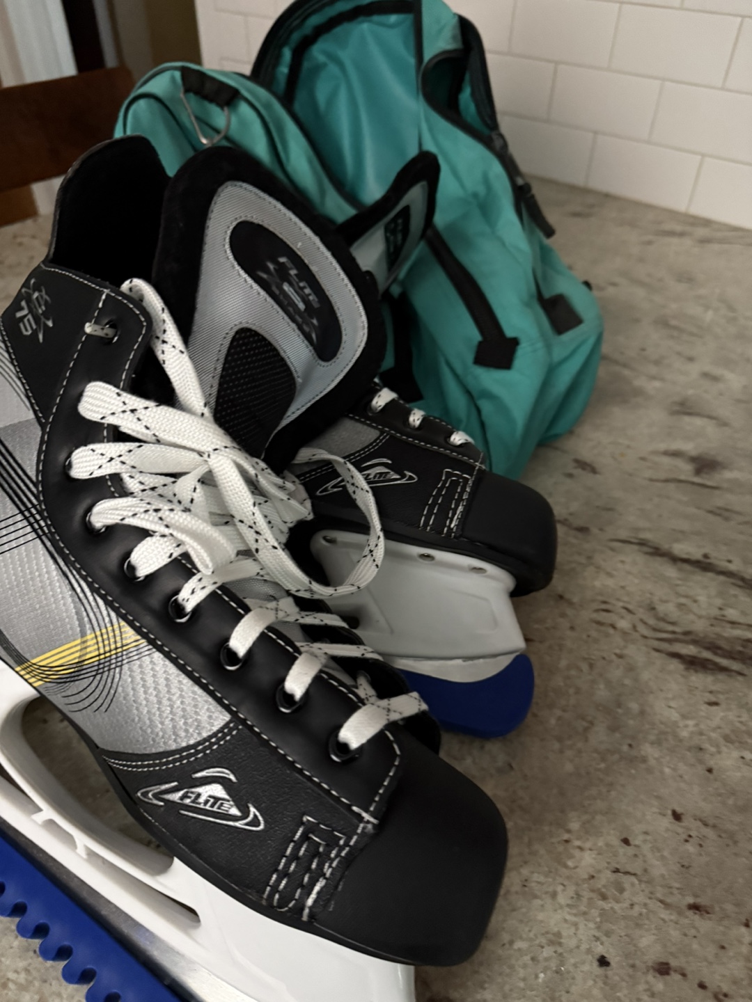 FLITE 75 Ice Hockey Skates size 14