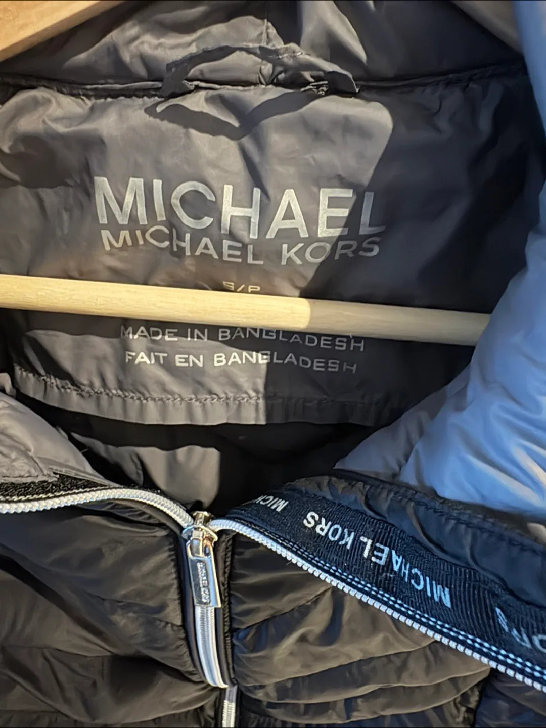 Michael Kors Women’s Black Puffer Jacket - Size S image indicator(2)