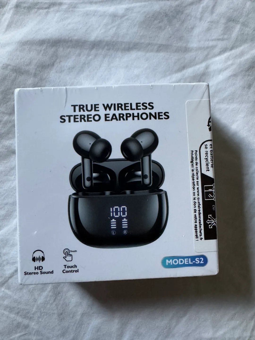 BNIB S2 True Wireless Stereo Earphones thumbnail