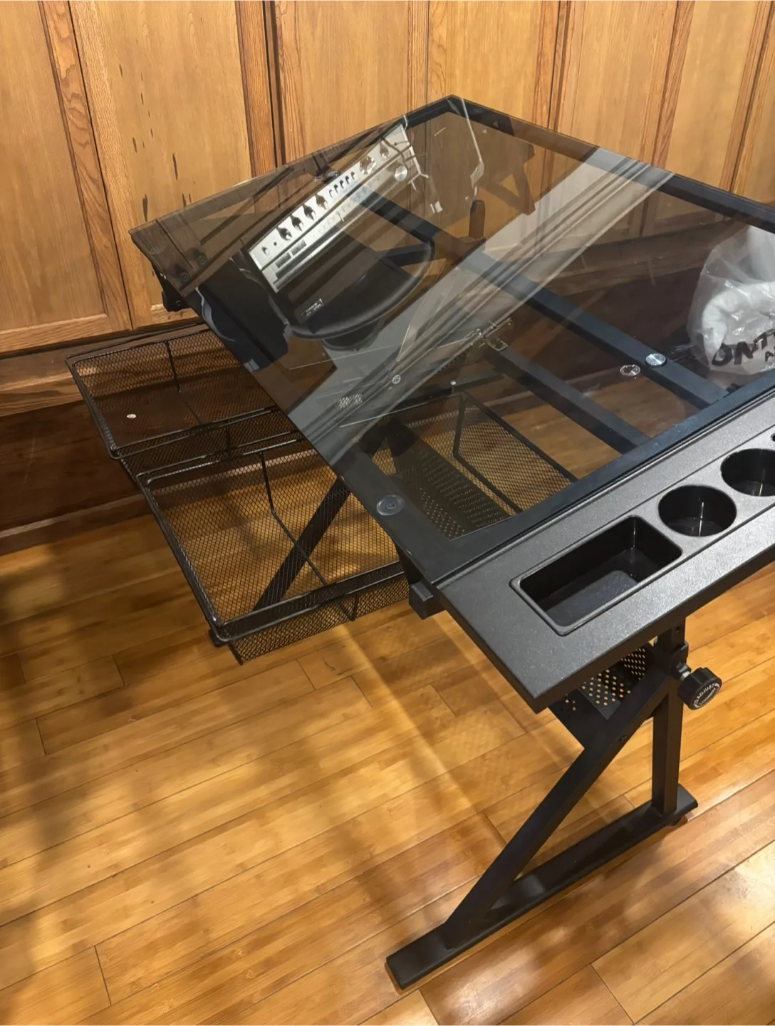 Adjustable Glass Drafting Table image indicator(7)