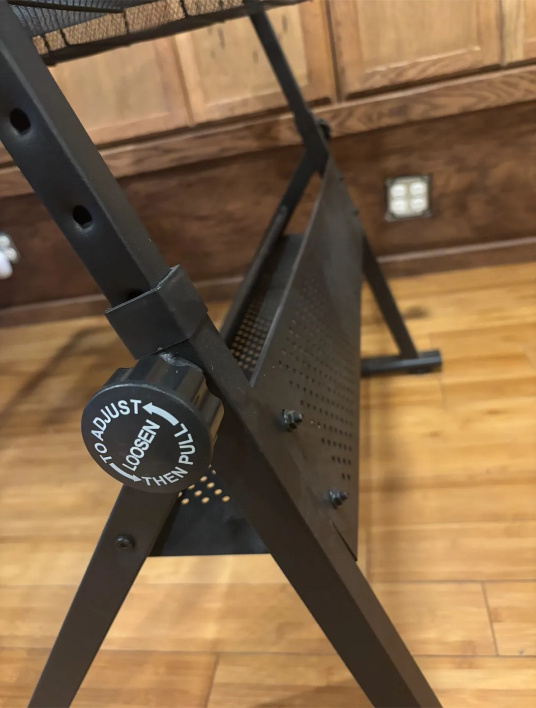 Adjustable Glass Drafting Table image indicator(9)