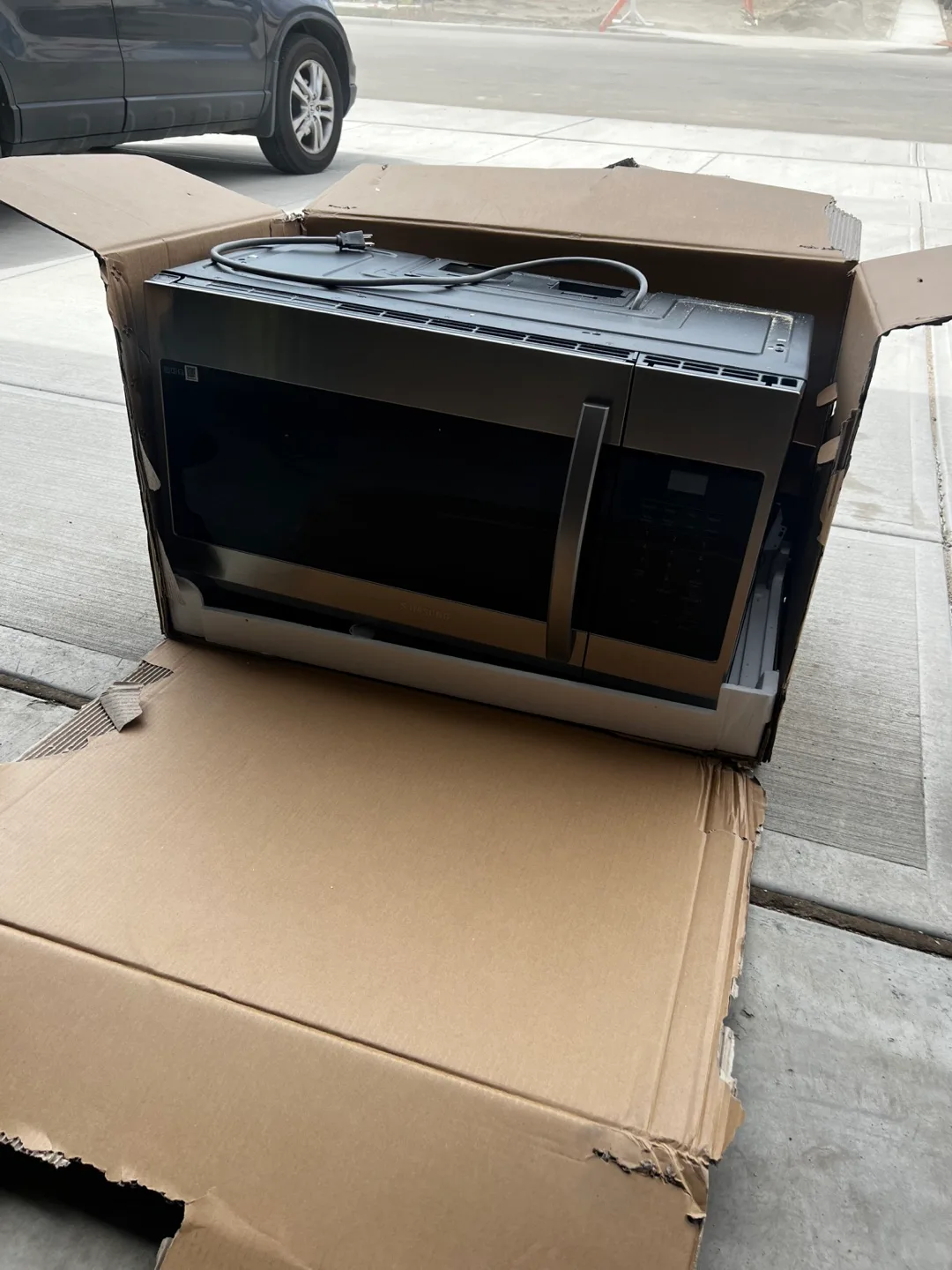 Samsung Over-the-Range Microwave thumbnail