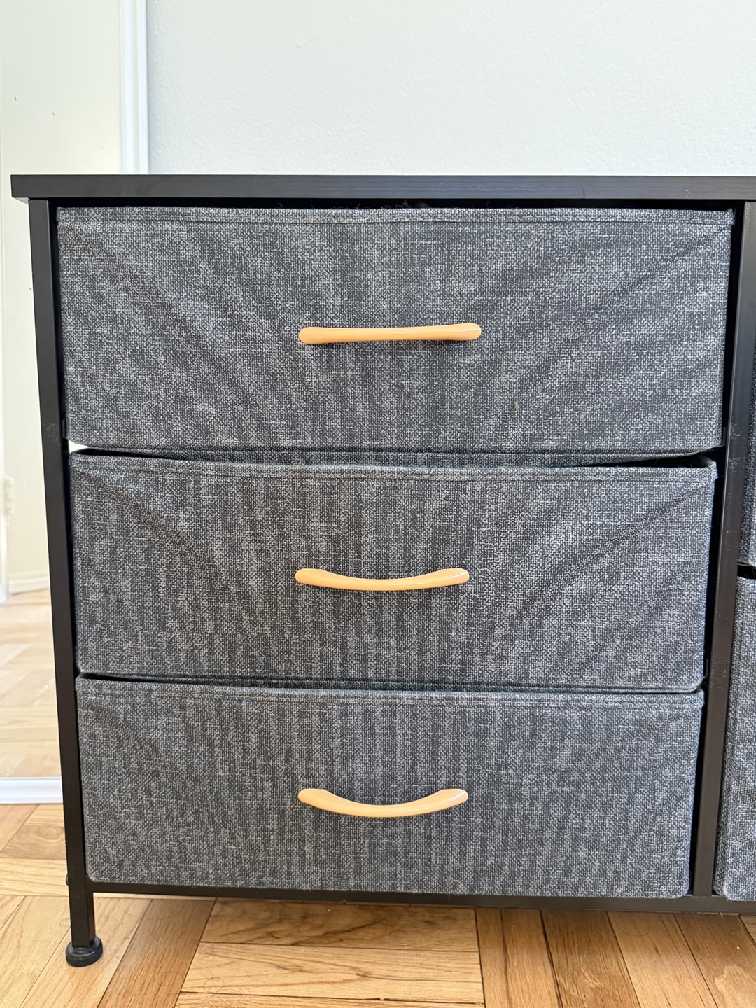 Dresser - photo 2