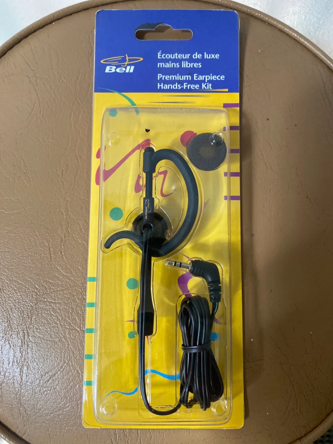 Bell Premium Hands-Free Kit 🇨🇦 New in Package thumbnail