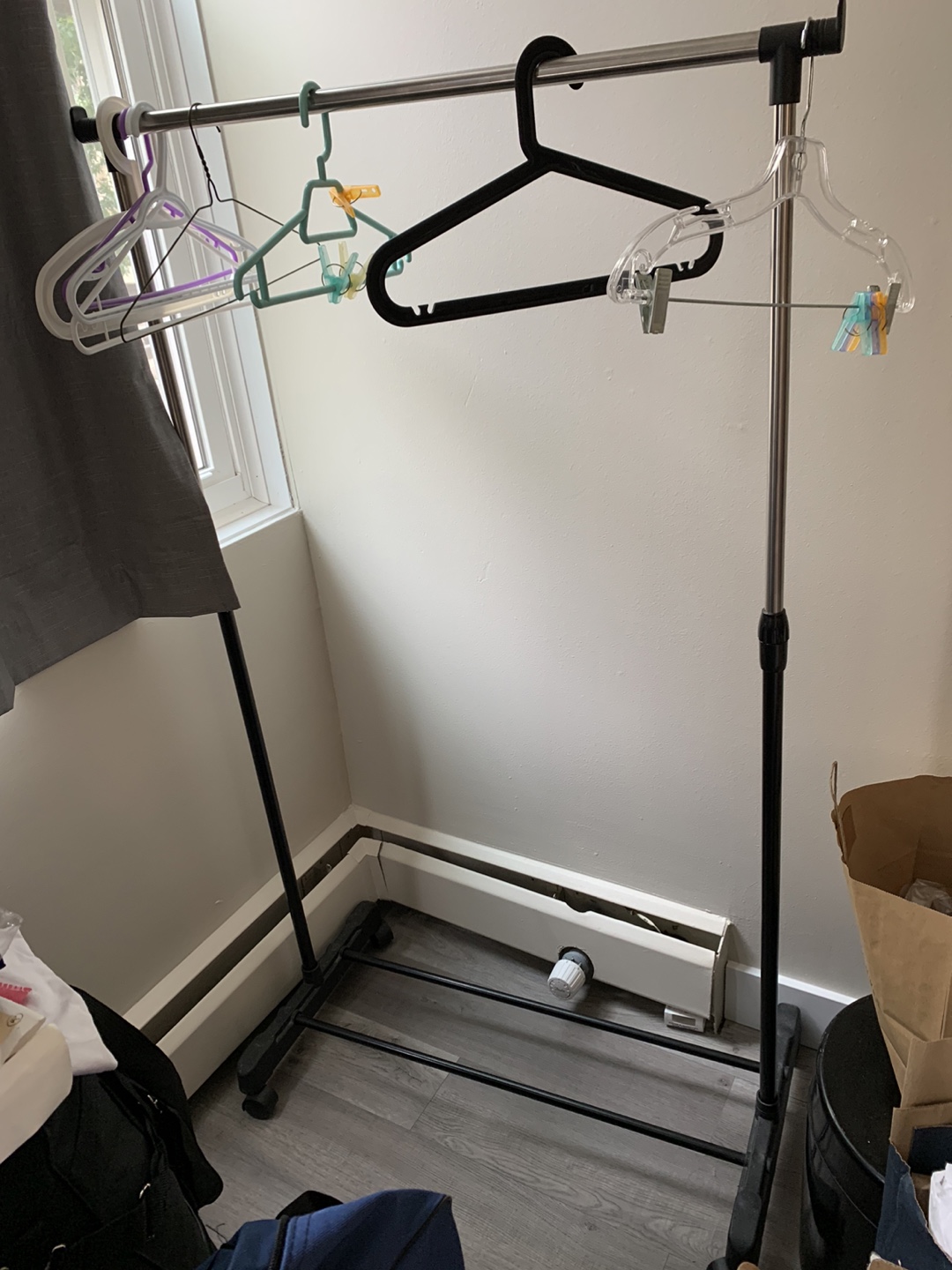 Adjustable Cloths & Garment Rack