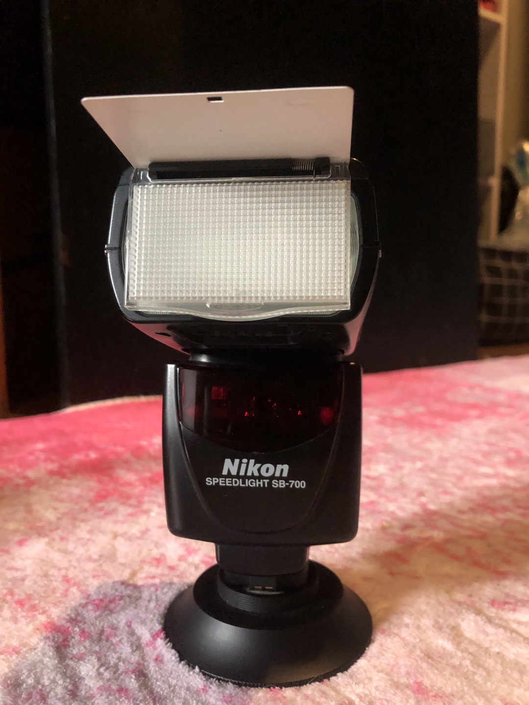 Nikon Speedlight SB-700 Flash - photo 4