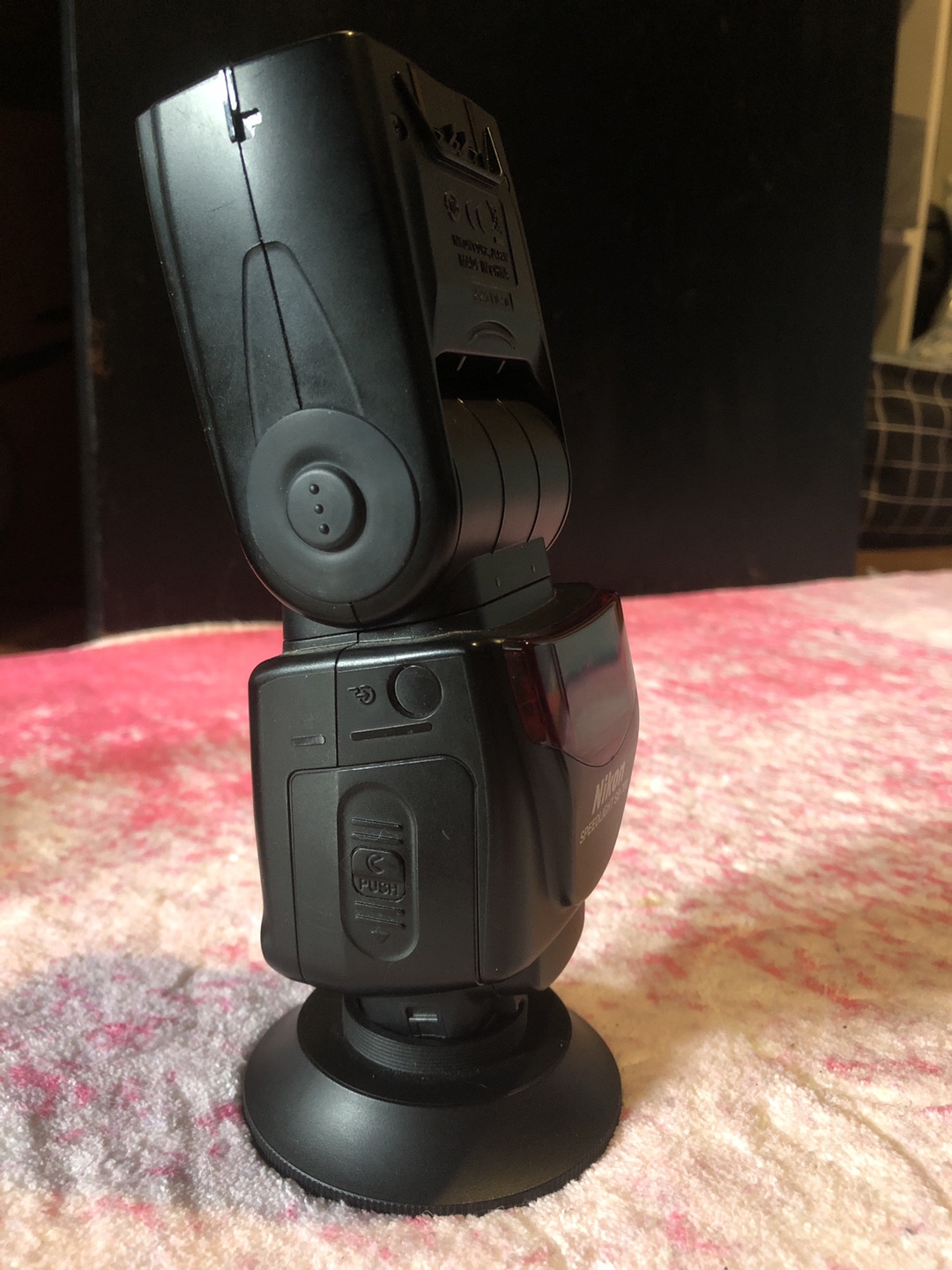 Nikon Speedlight SB-700 Flash - photo 3