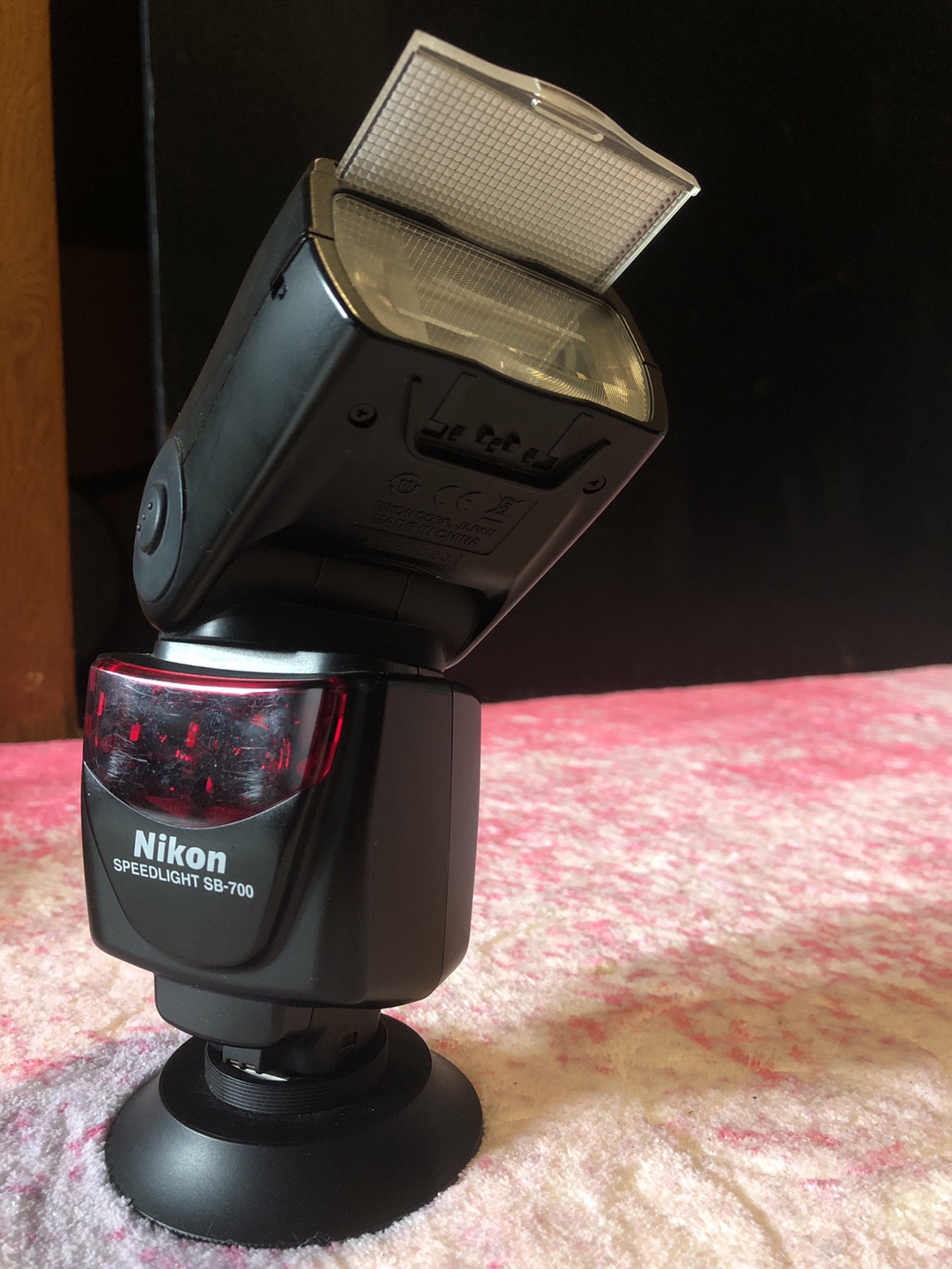 Nikon Speedlight SB-700 Flash - photo 5