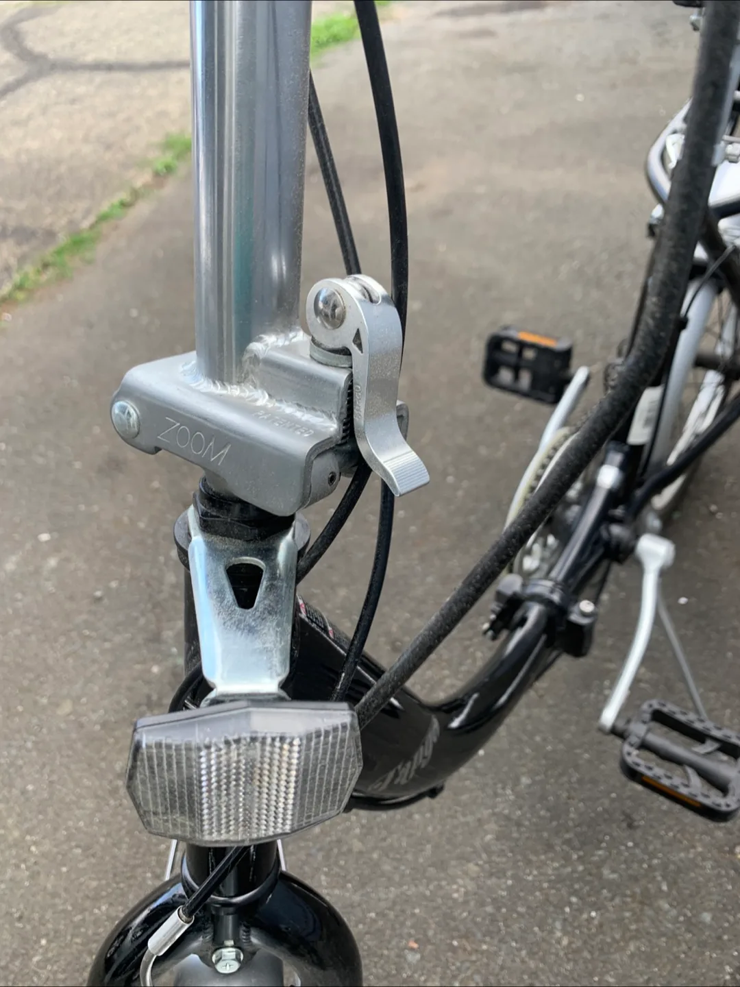 Schwinn Hinge Folding Bike - 7 Speed image indicator(3)