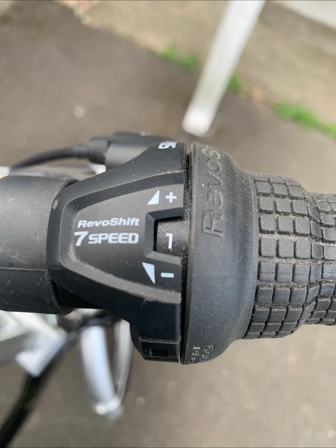 Schwinn Hinge Folding Bike - 7 Speed image indicator(2)