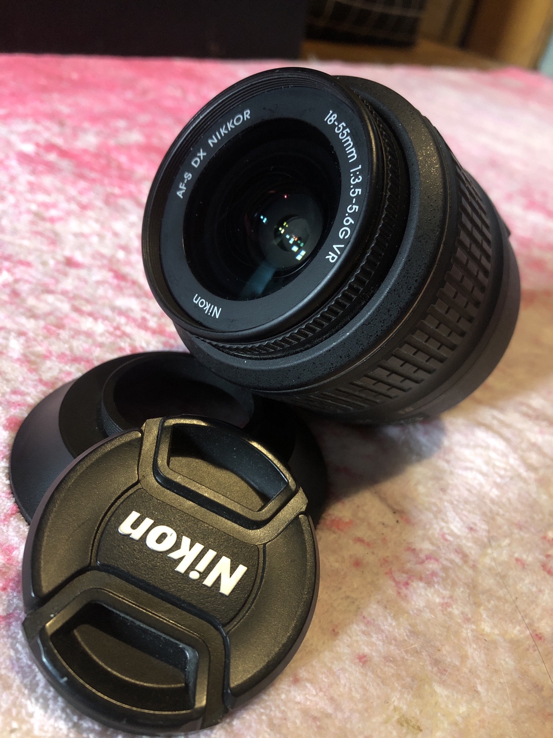 Nikon AF-S DX Nikkor 18-55mm f/3.5-5.6G VR Lens