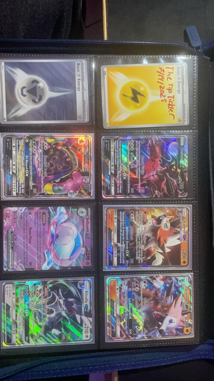 Pokemon Trading Cards thumbnail