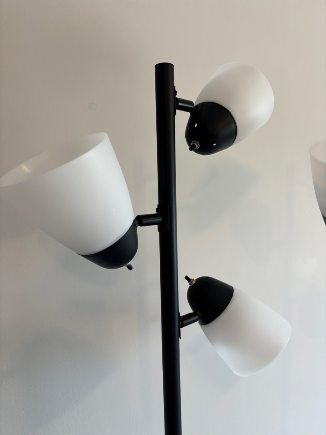 3-lights Floor Lamps! - photo 2