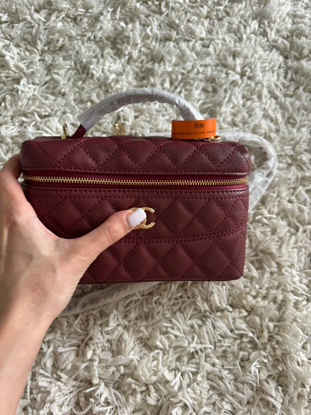 Vanity Case Burgundy bag thumbnail