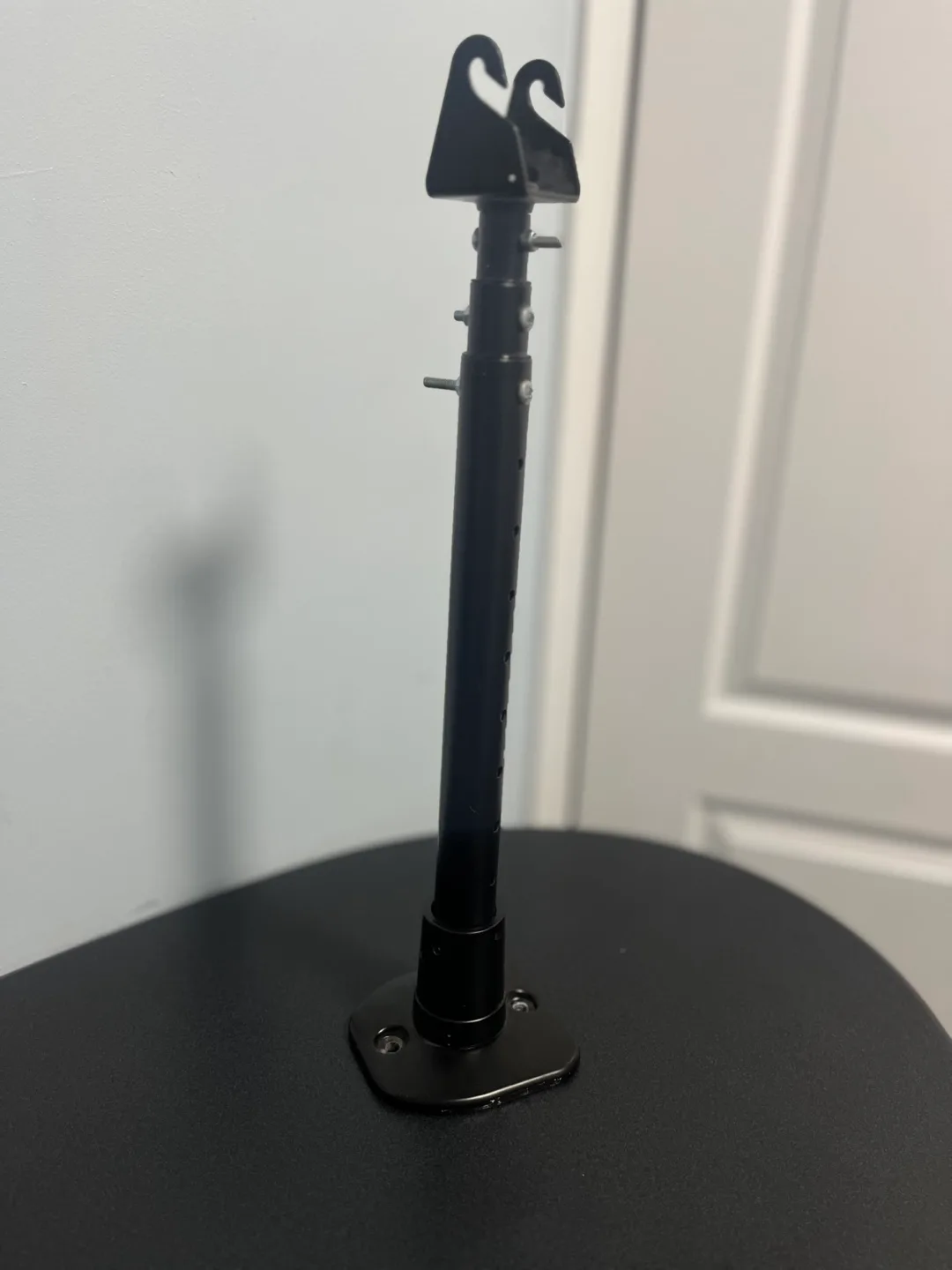 Projector Ceiling Mount thumbnail