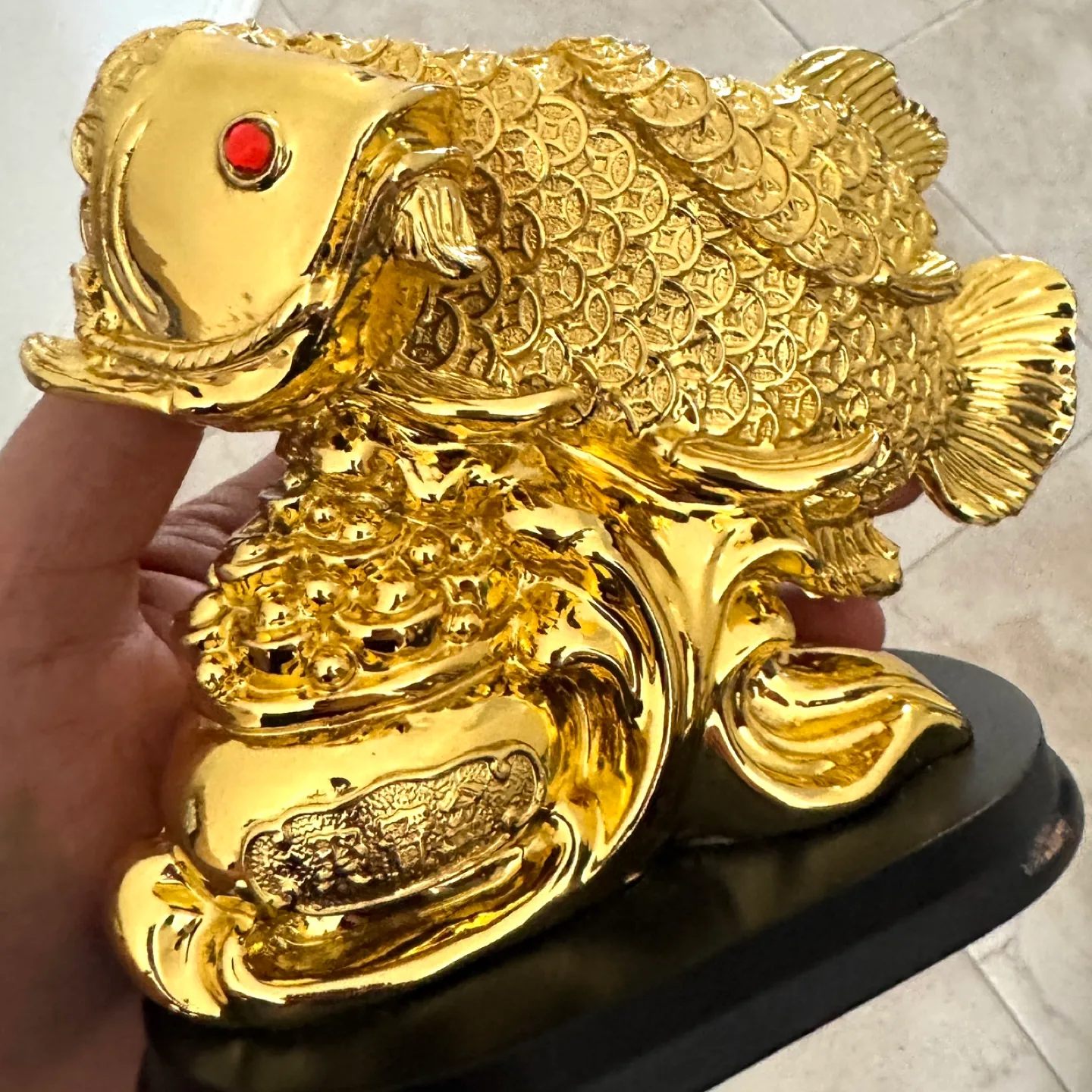 Golden Feng Shui Fish Figurine thumbnail