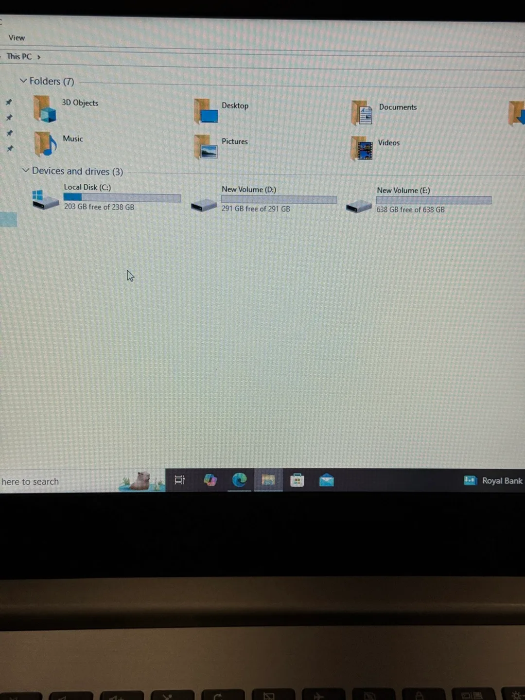 Lenovo IdeaPad 330-14IKB  12 GB RAM, 256 GB SSD + 1 TB HDD image indicator(3)