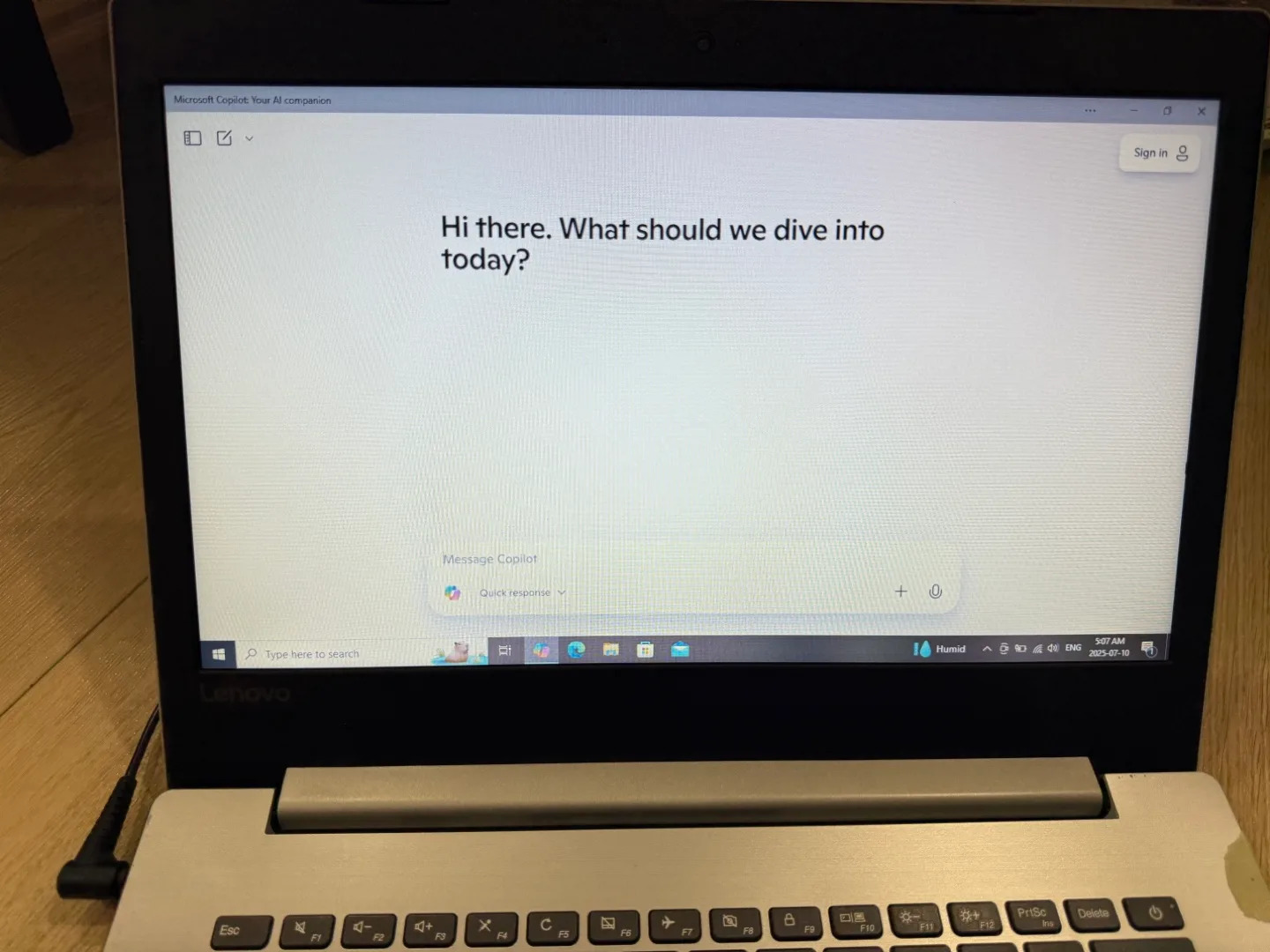 Lenovo IdeaPad 330-14IKB  12 GB RAM, 256 GB SSD + 1 TB HDD image indicator(5)