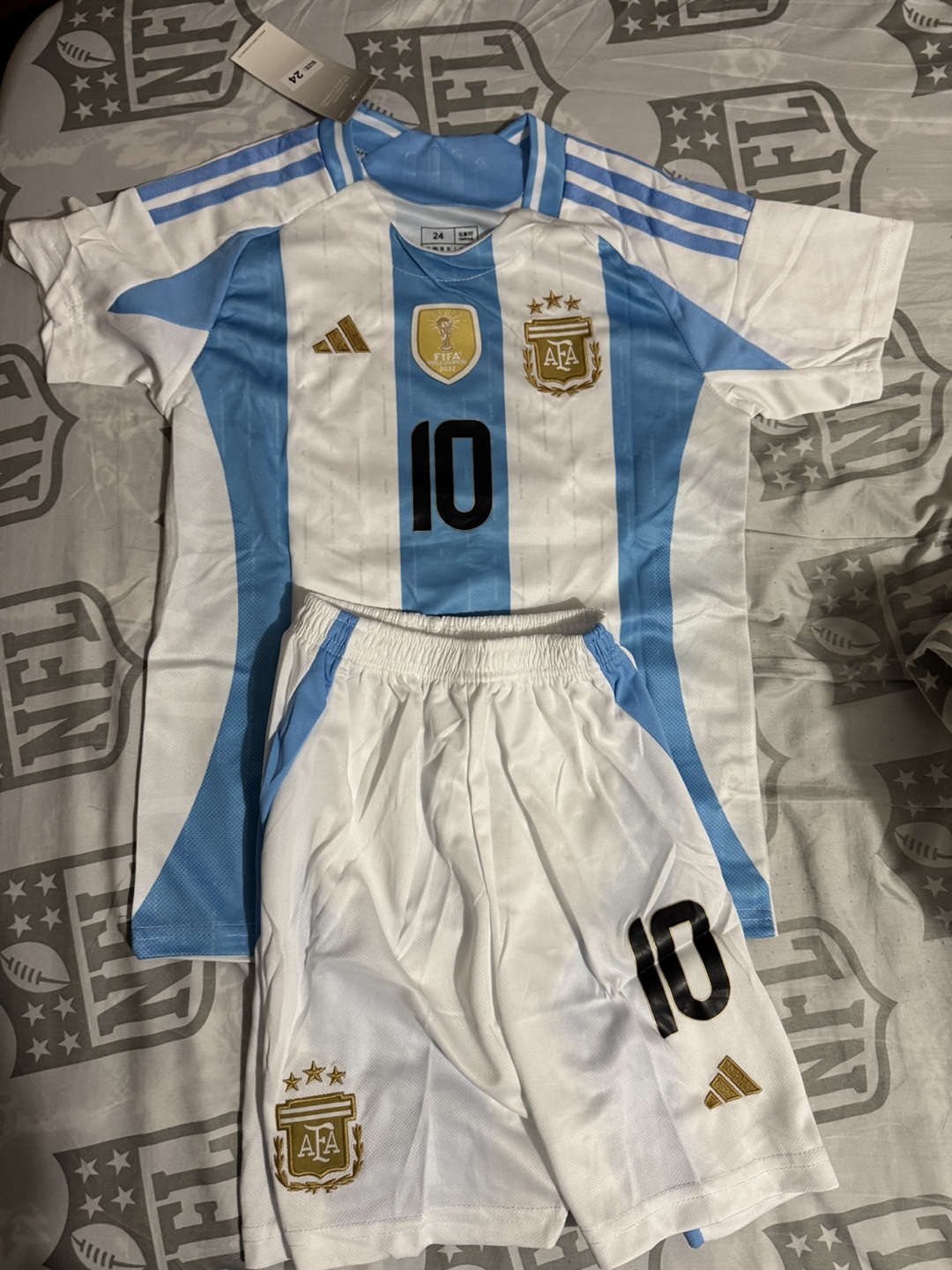 Kids' Football Jersey & Shorts Set - messi - ronaldo - photo 2