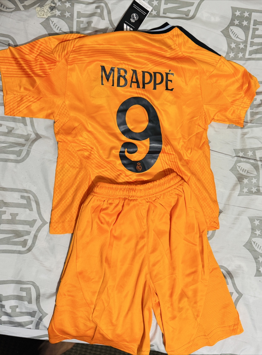 Kids' Football Jersey & Shorts Set - messi - ronaldo - photo 3