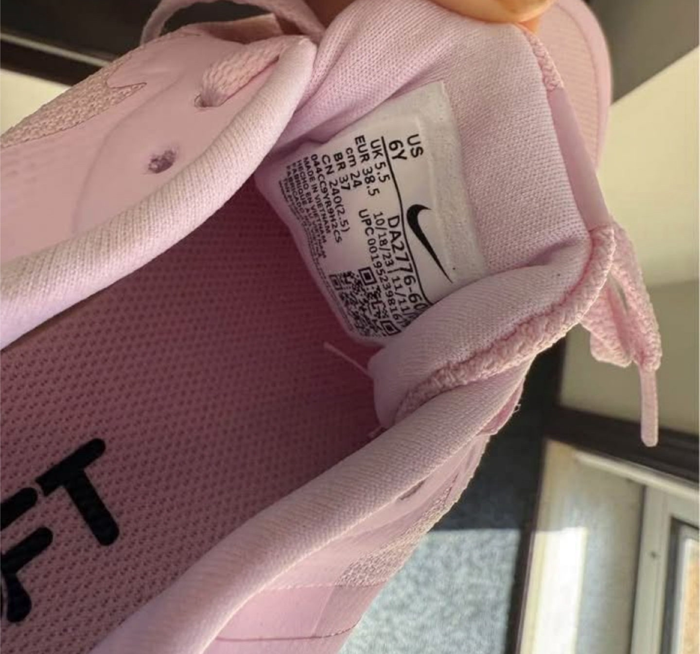 Nike Star Runner 4 GS Pink, Size US 6Y - photo 3