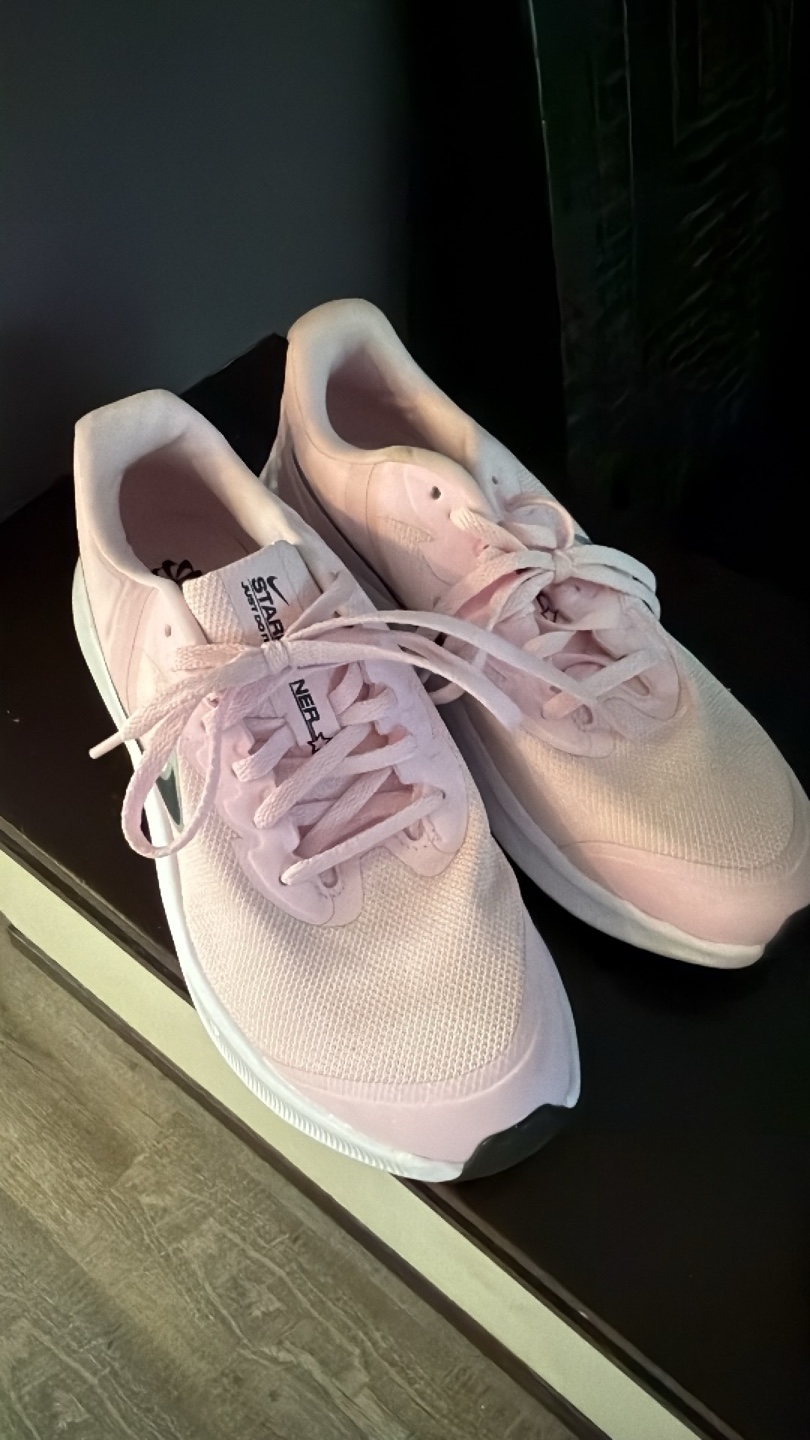 Nike Star Runner 4 GS Pink, Size US 6Y - photo 2