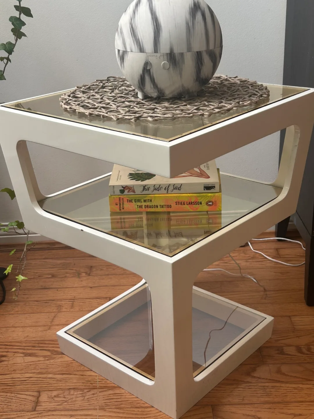Side White & Glass Accent Table thumbnail