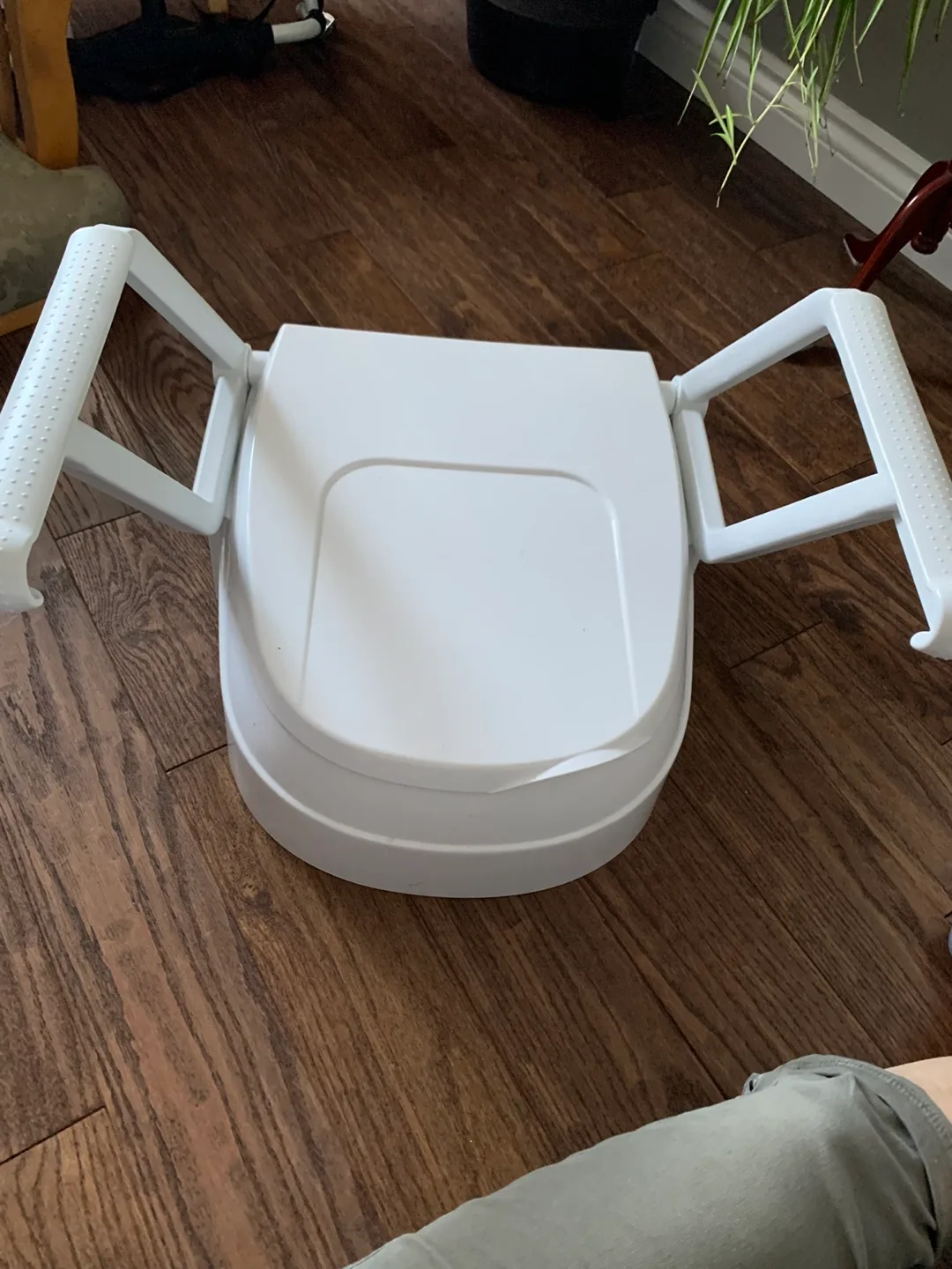 High rise toilet seat with handles thumbnail
