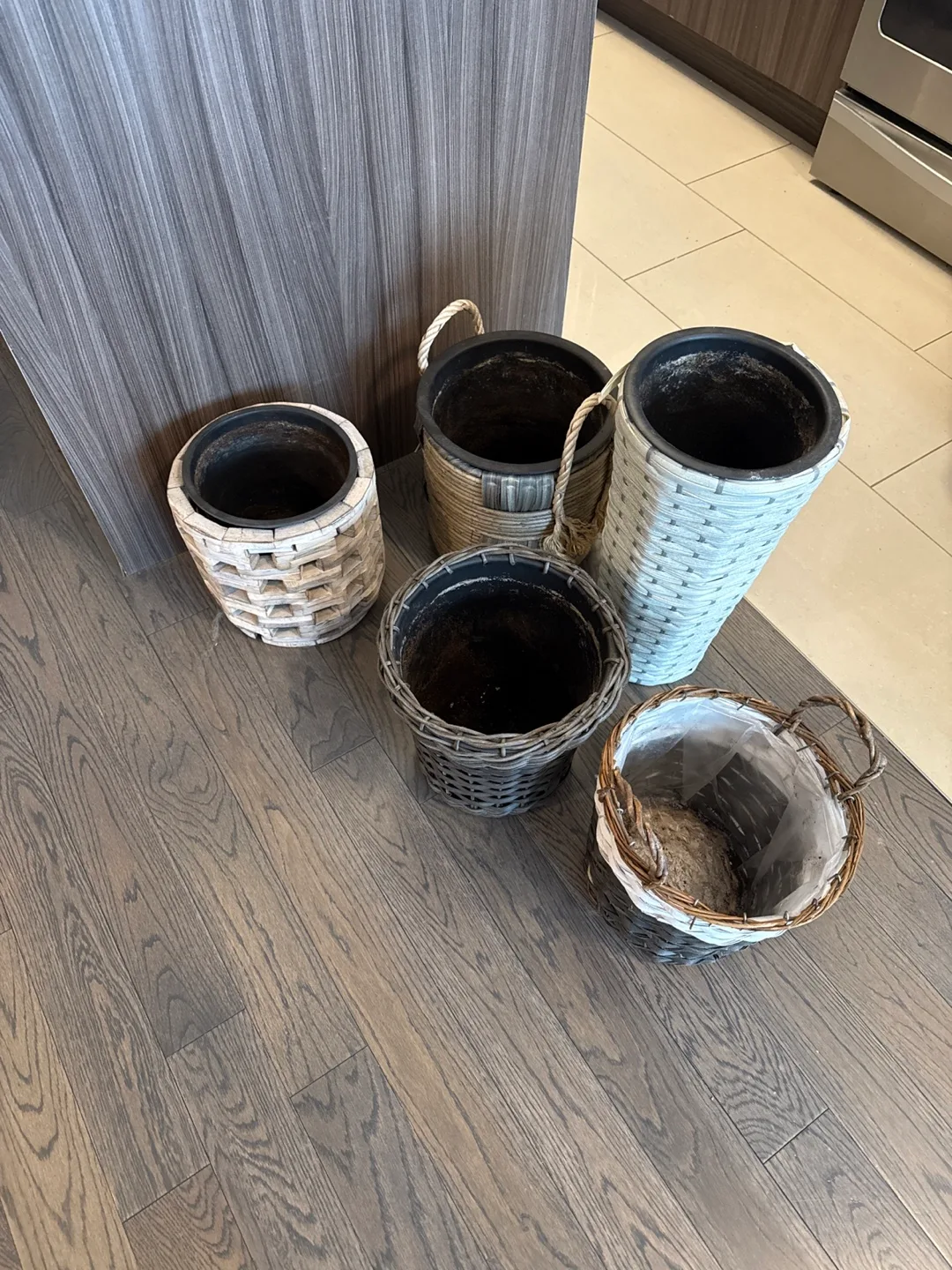 Set of 5 Woven Planters thumbnail