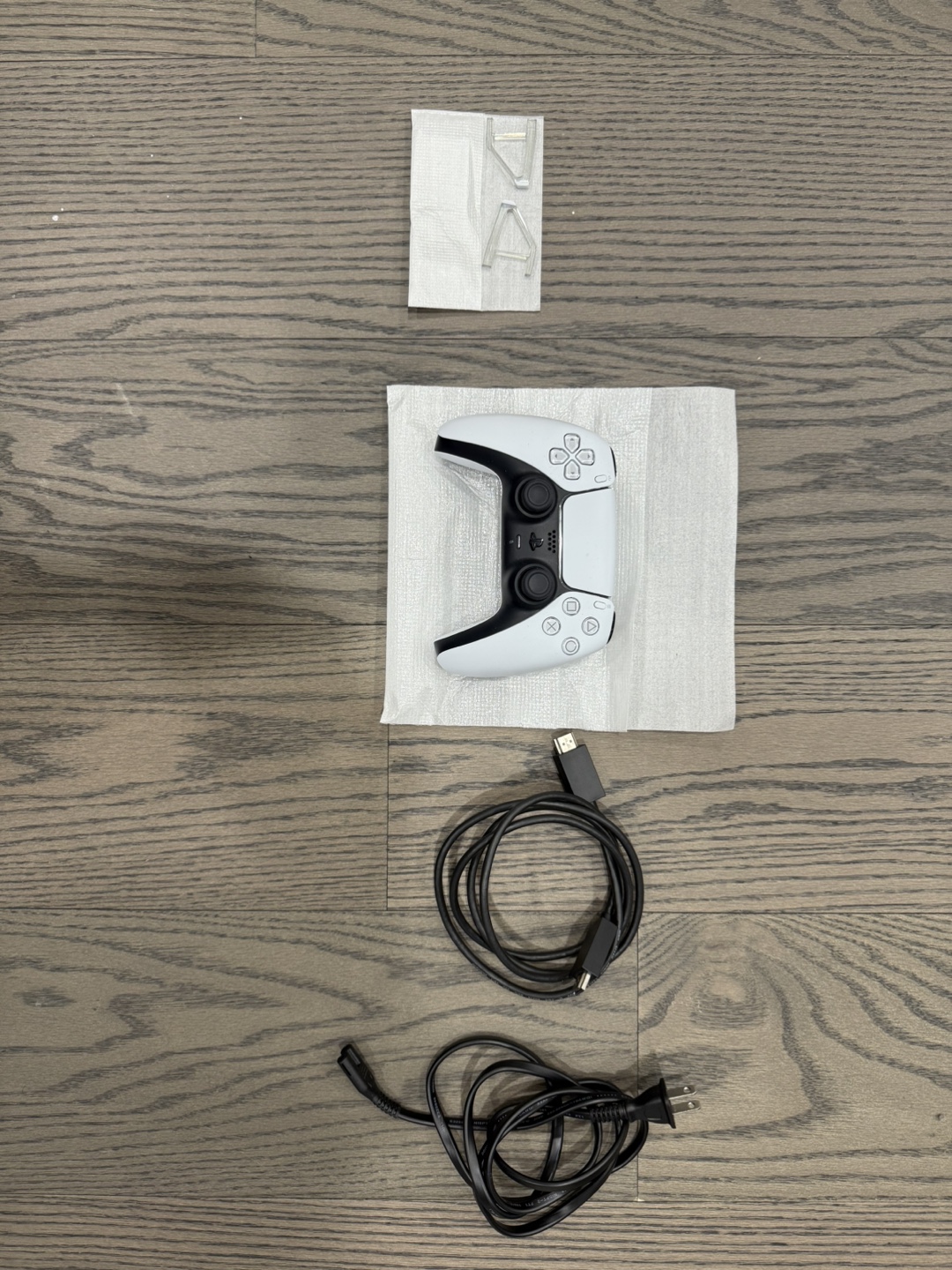 Open Box PS5 Slim Disc 1TB - photo 2