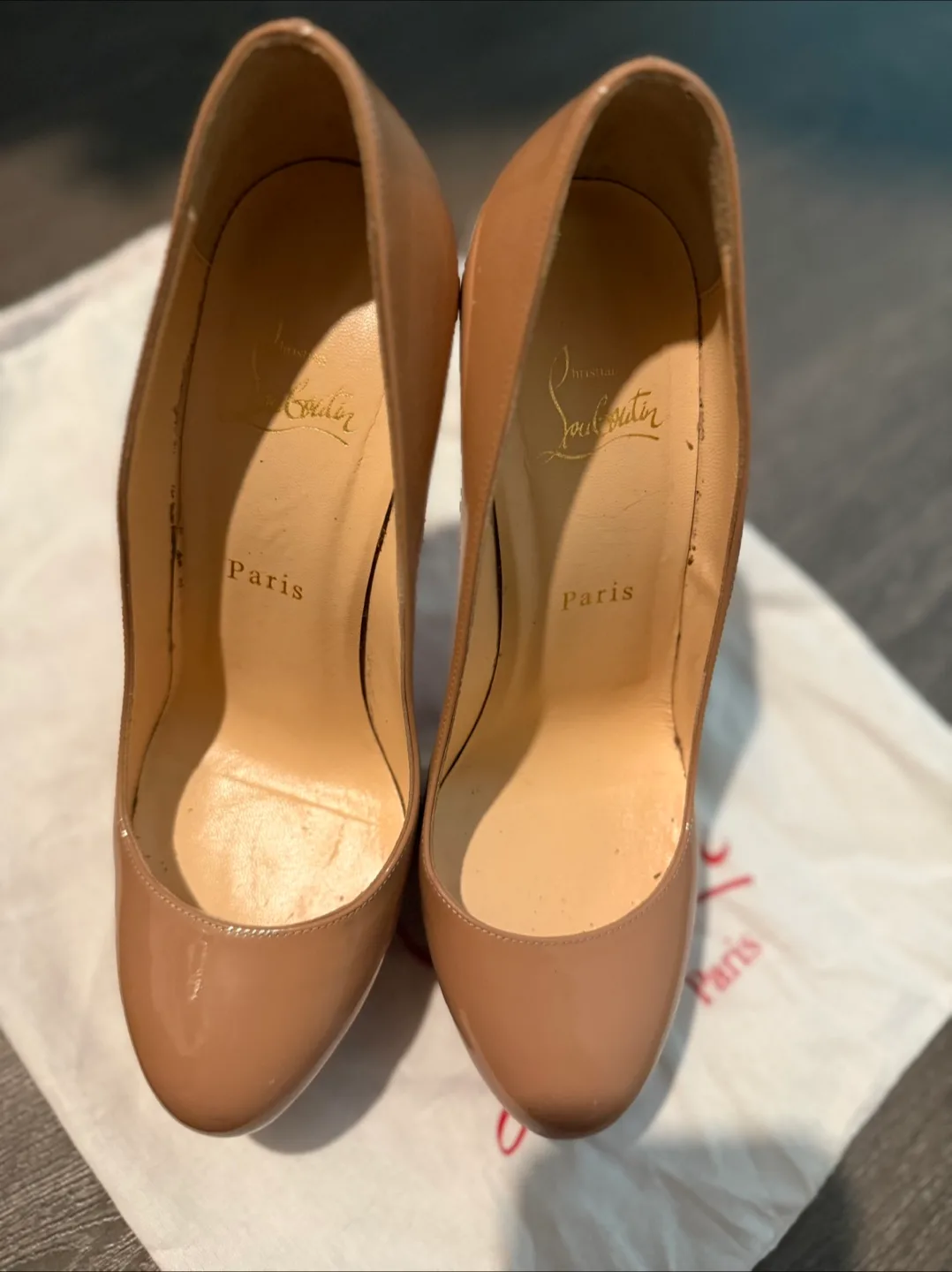 Christian Louboutin Bianca 38 Nude Patent Leather Platform Pumps image indicator(6)