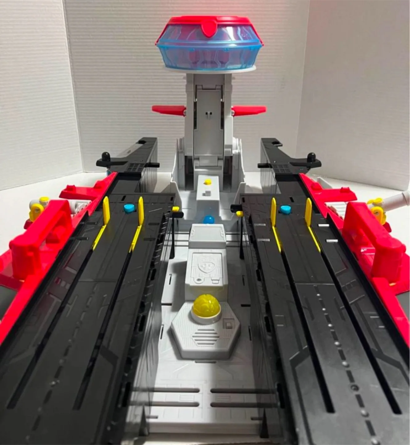LIKE NEW PAW Patrol Aircraft Carrier HQ Toy image indicator(6)