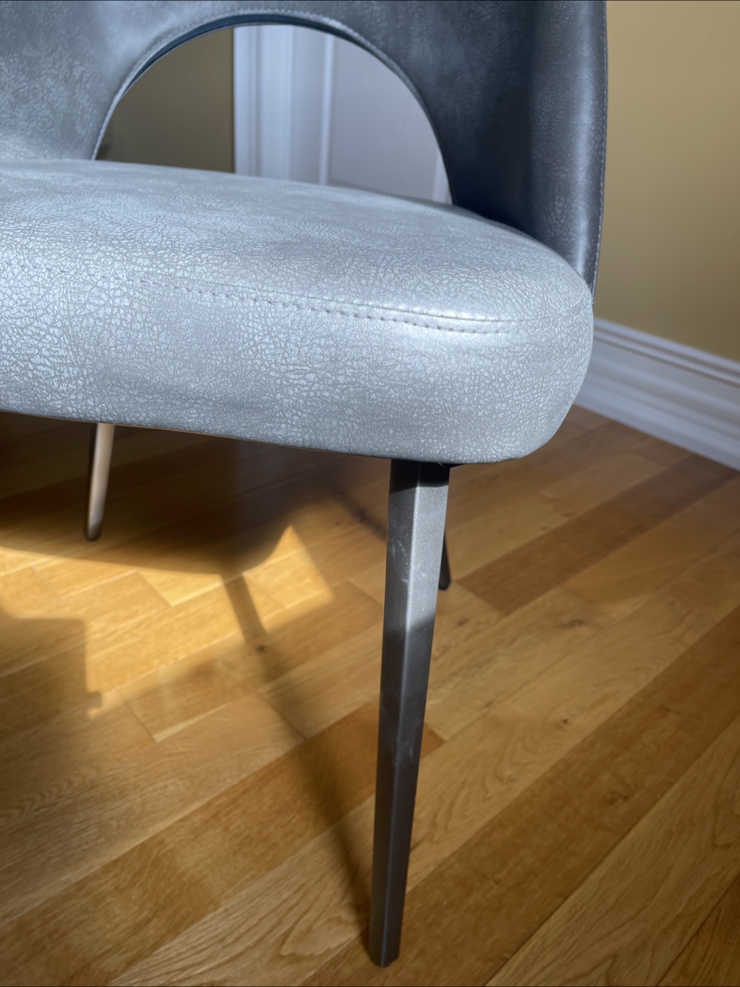 4 Grey Modern Dining Chairs - photo 2