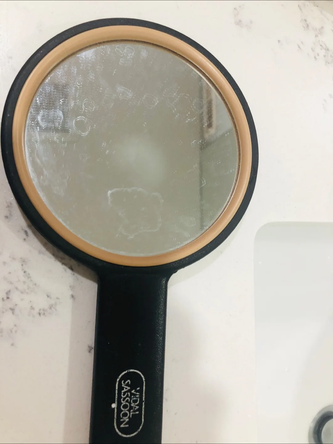 🇨🇦 Vidal Sassoon Handheld Mirror thumbnail