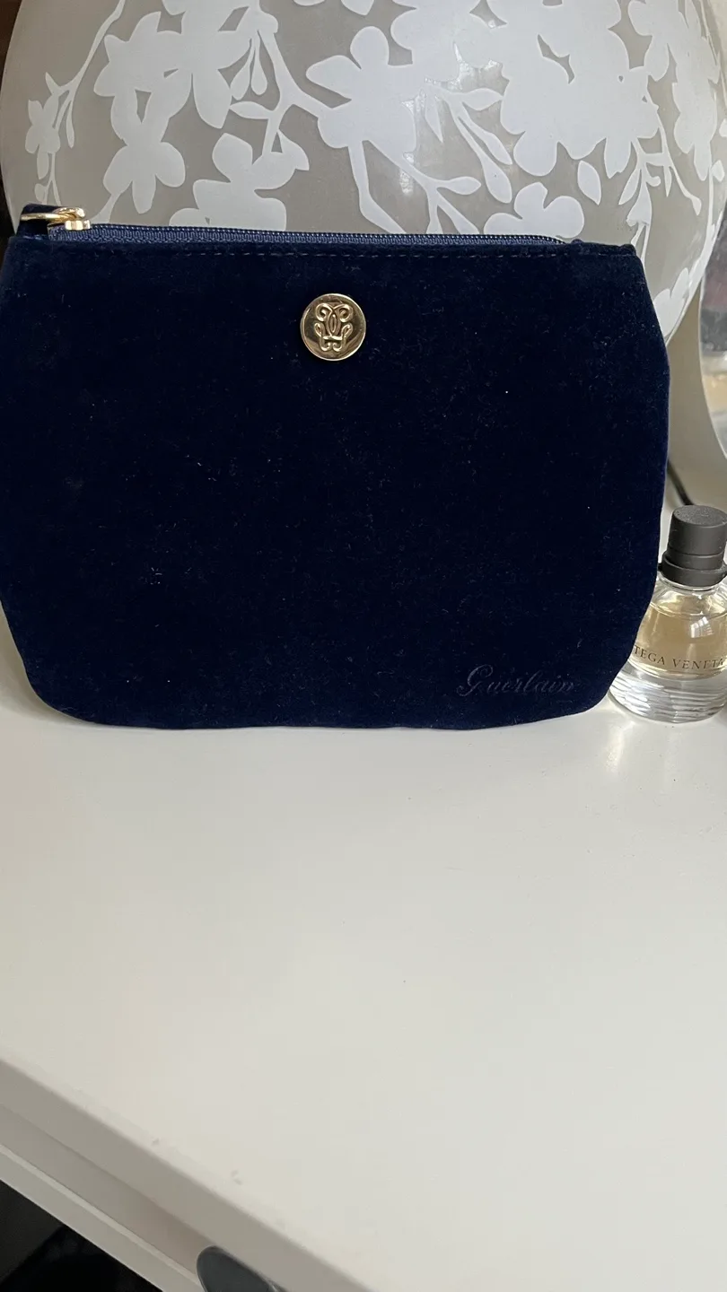 Guerlain Navy Blue Velvet Makeup Bag image indicator(2)