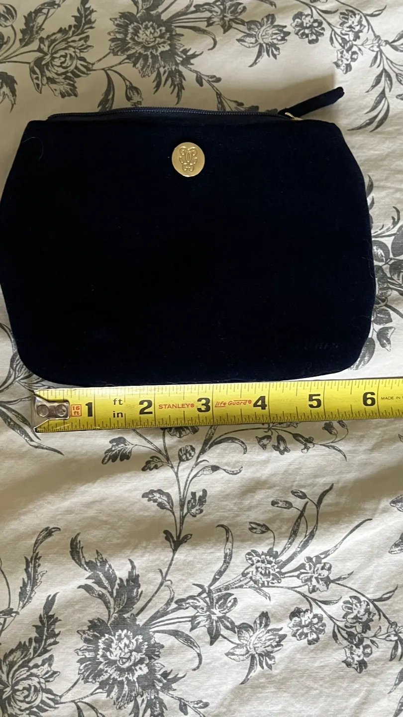 Guerlain Navy Blue Velvet Makeup Bag image indicator(6)