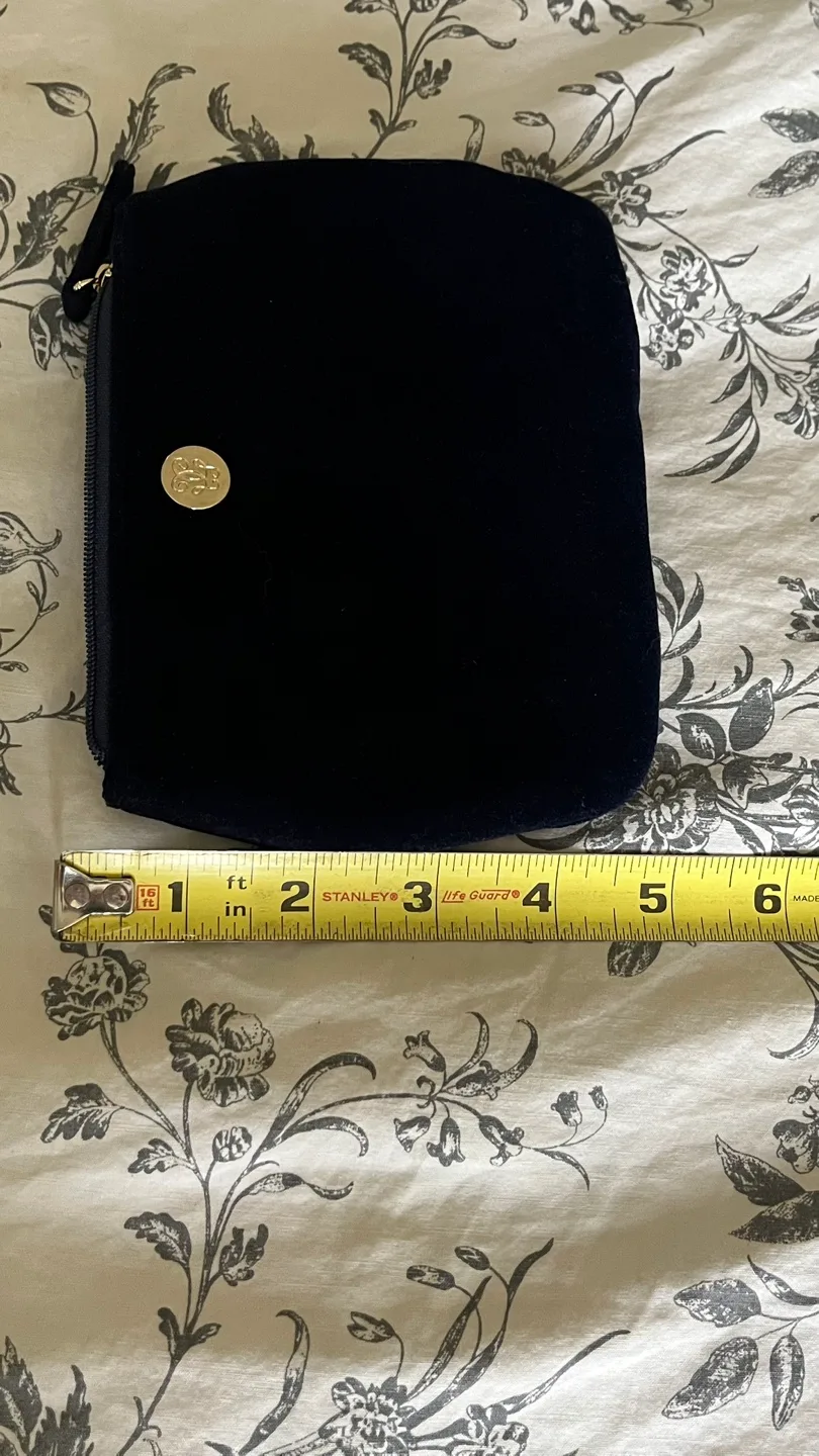 Guerlain Navy Blue Velvet Makeup Bag image indicator(7)