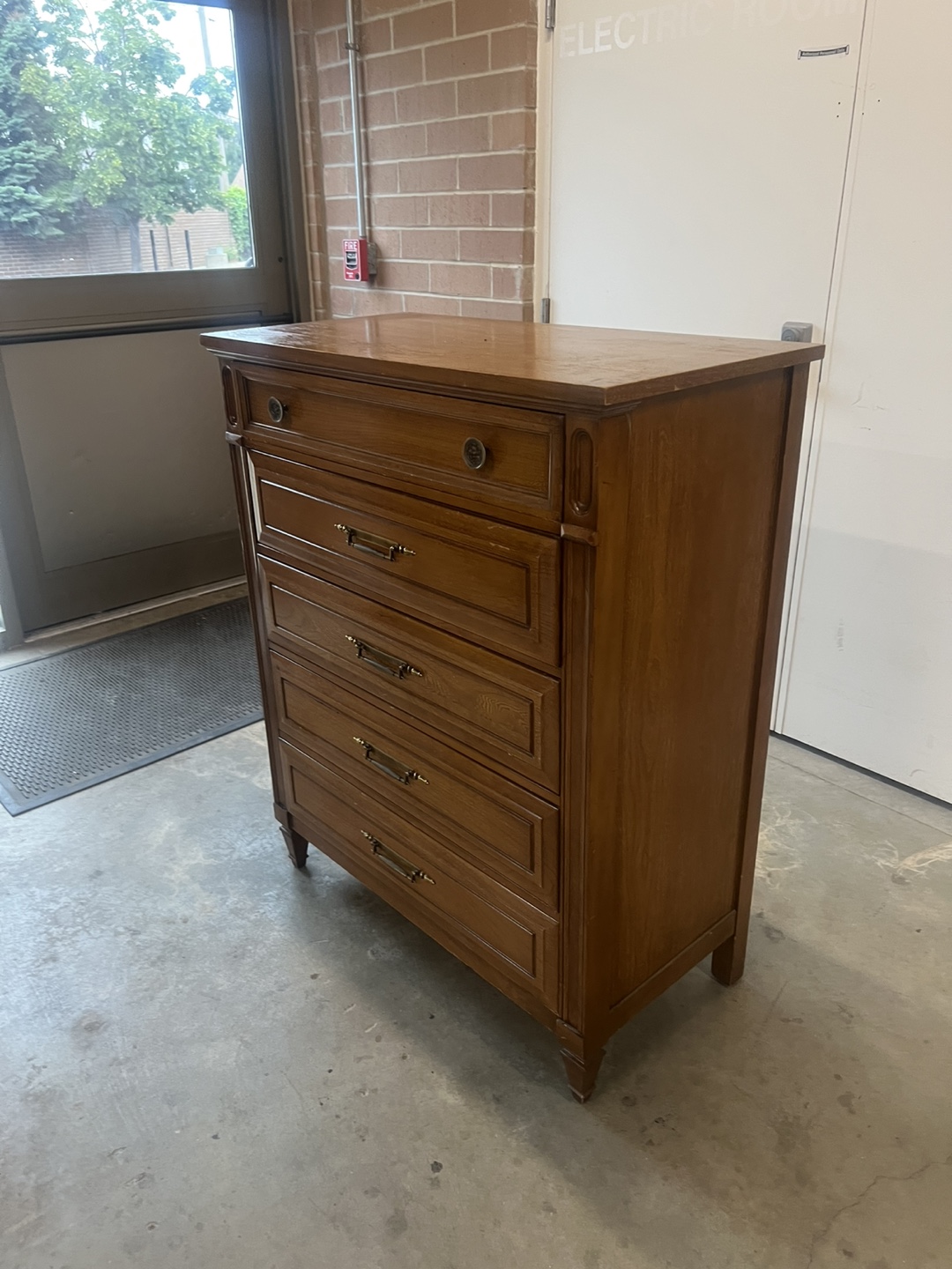 Wooden 5-Drawer Dresser - photo 4