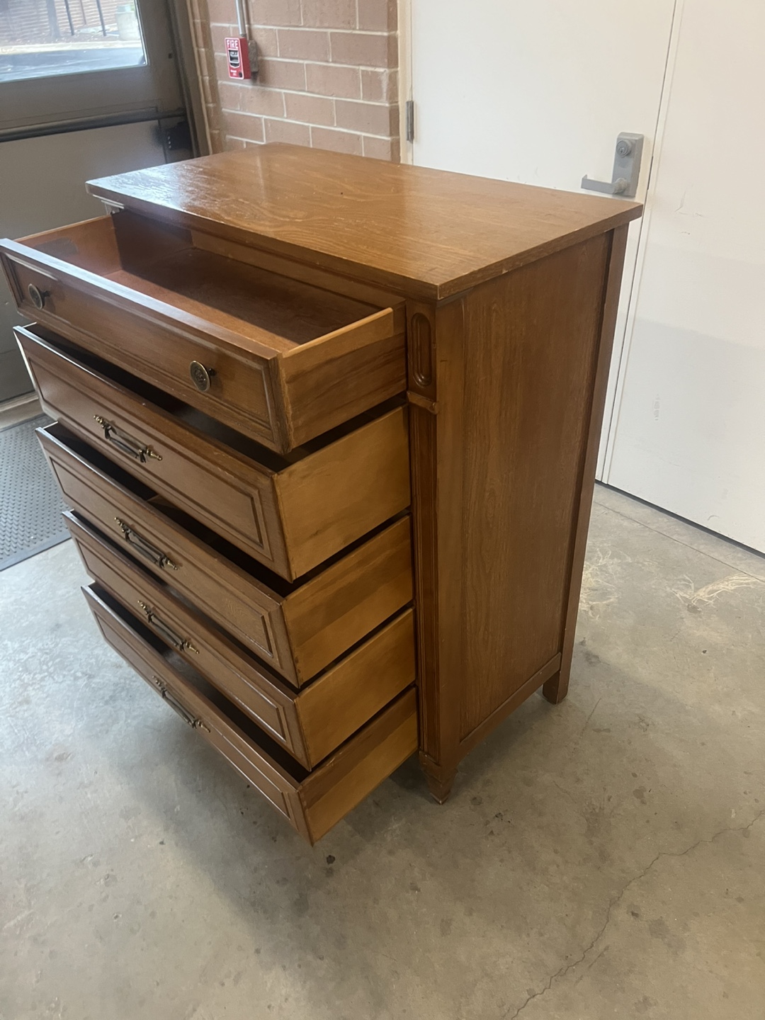 Wooden 5-Drawer Dresser - photo 3