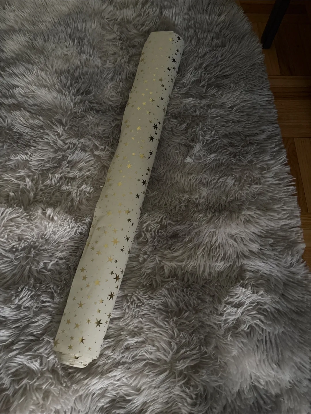 Shiny Gold Stars Gift Wrap thumbnail