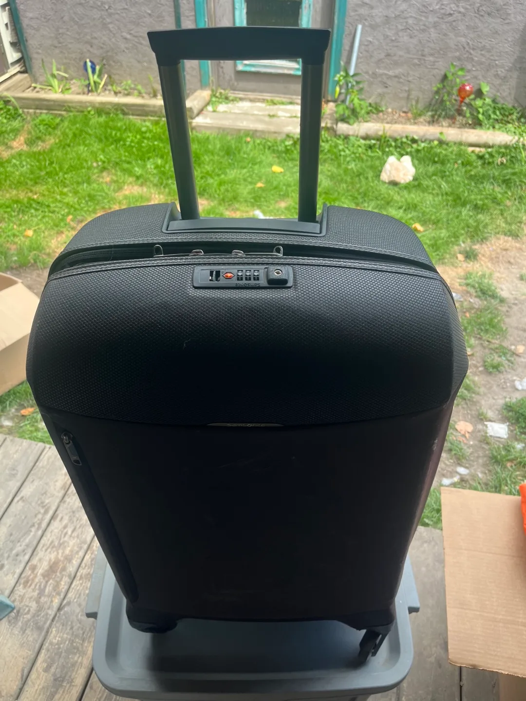 Samsonite Black Carry-On Suitcase thumbnail