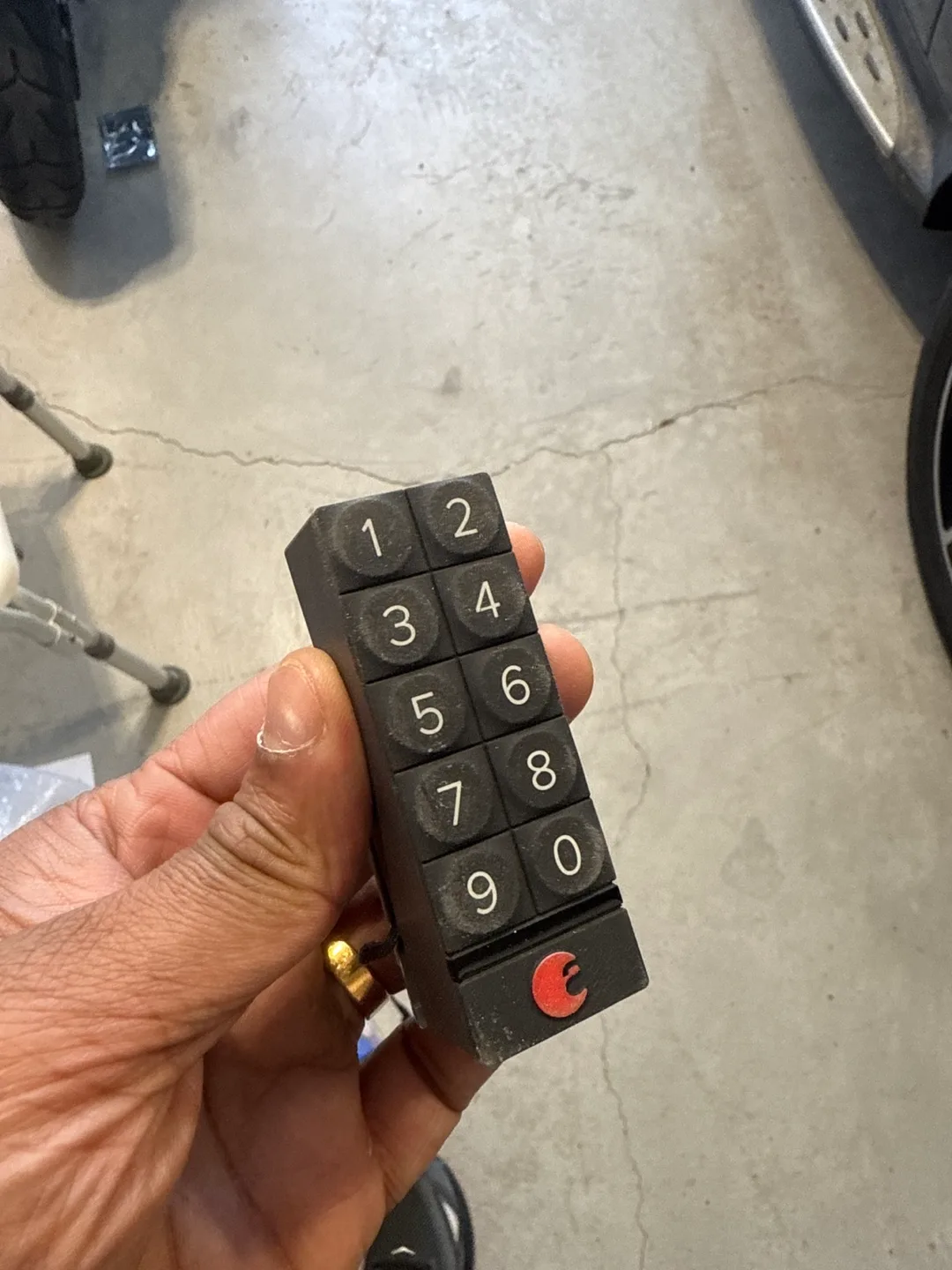August Keypad Lock thumbnail