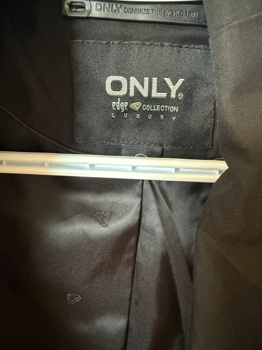 ONLY Edge Collection Black Trench Coat - Size M image indicator(2)