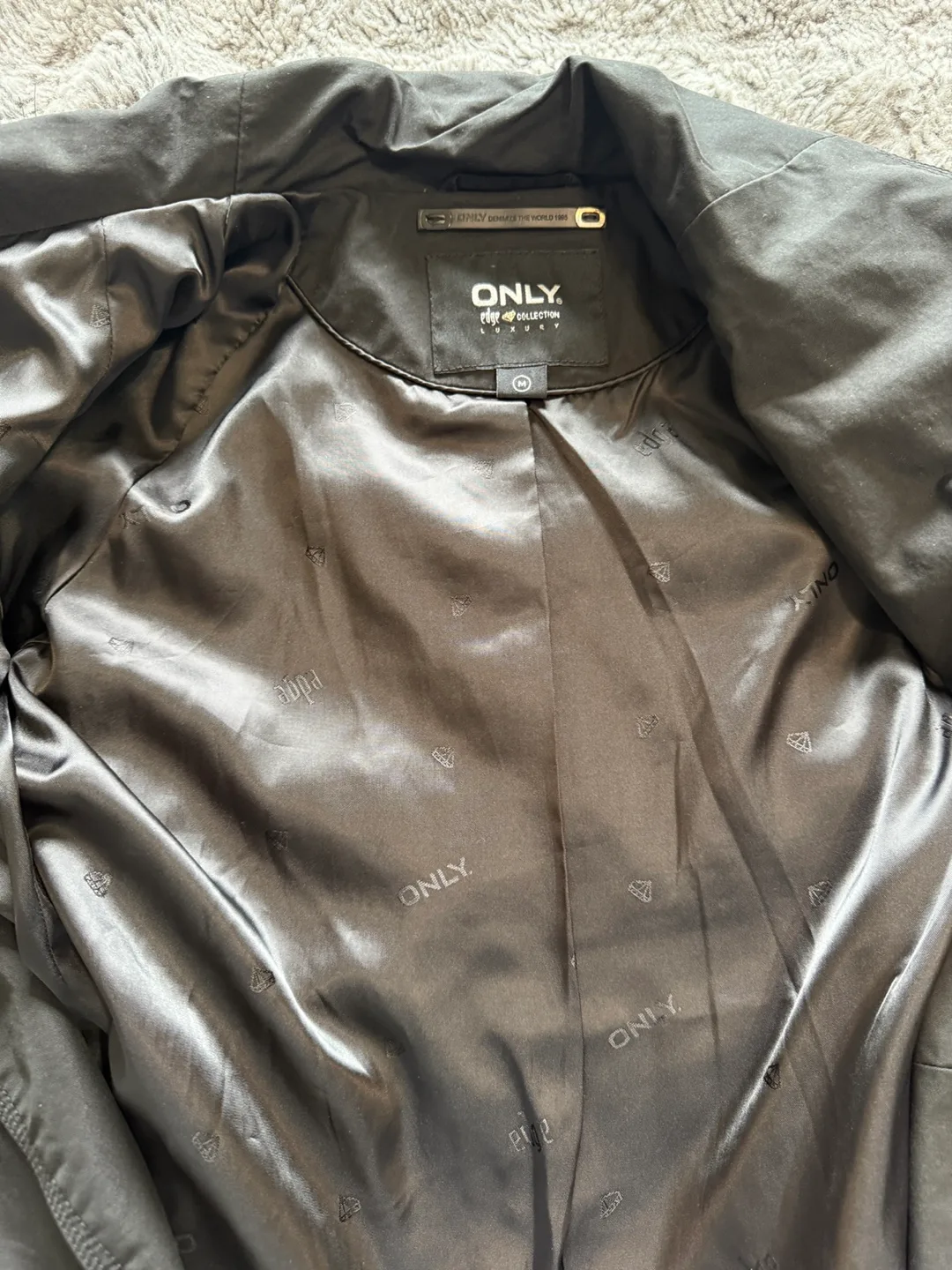 ONLY Edge Collection Black Trench Coat - Size M image indicator(5)