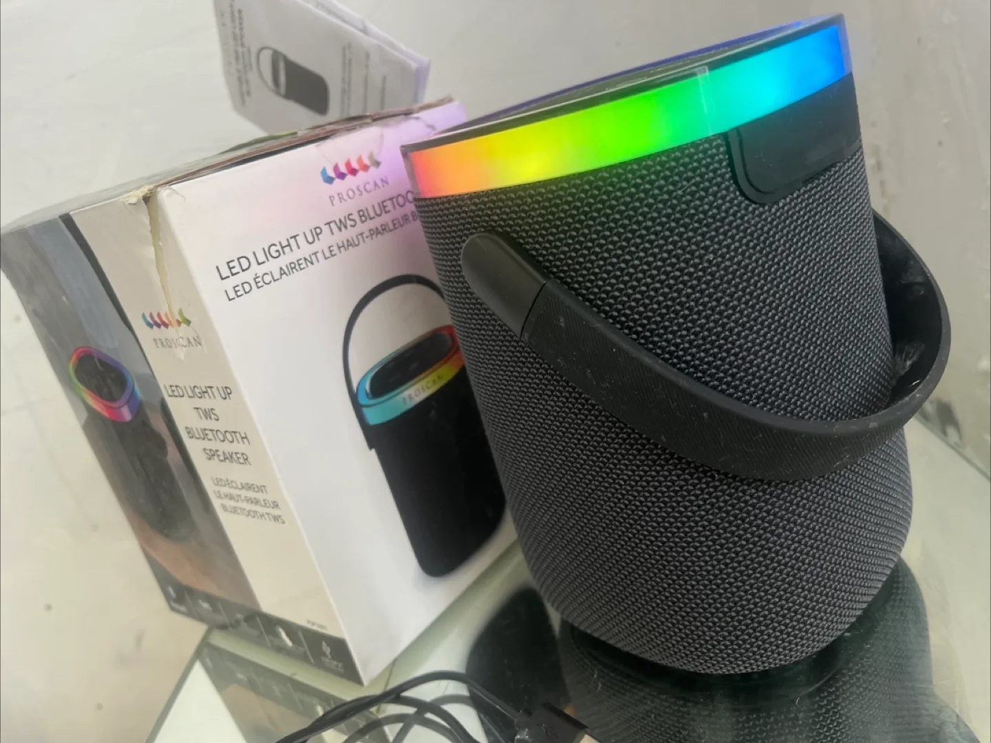 Proscan LED Light Up TWS Bluetooth Speaker thumbnail
