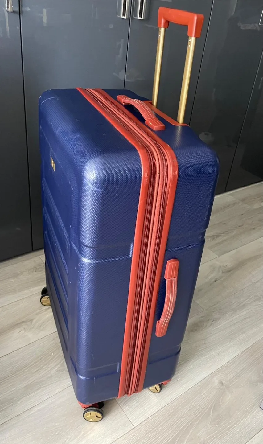 Dockers Large 30” Blue & Brown Hardshell Suitcase image indicator(2)