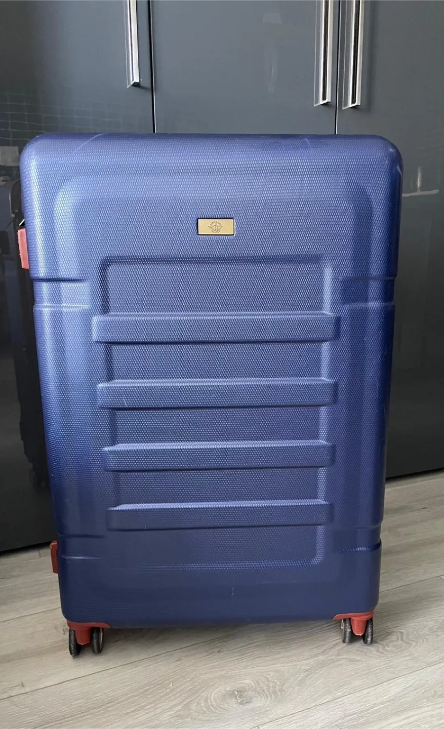 Dockers Large 30” Blue & Brown Hardshell Suitcase image indicator(3)