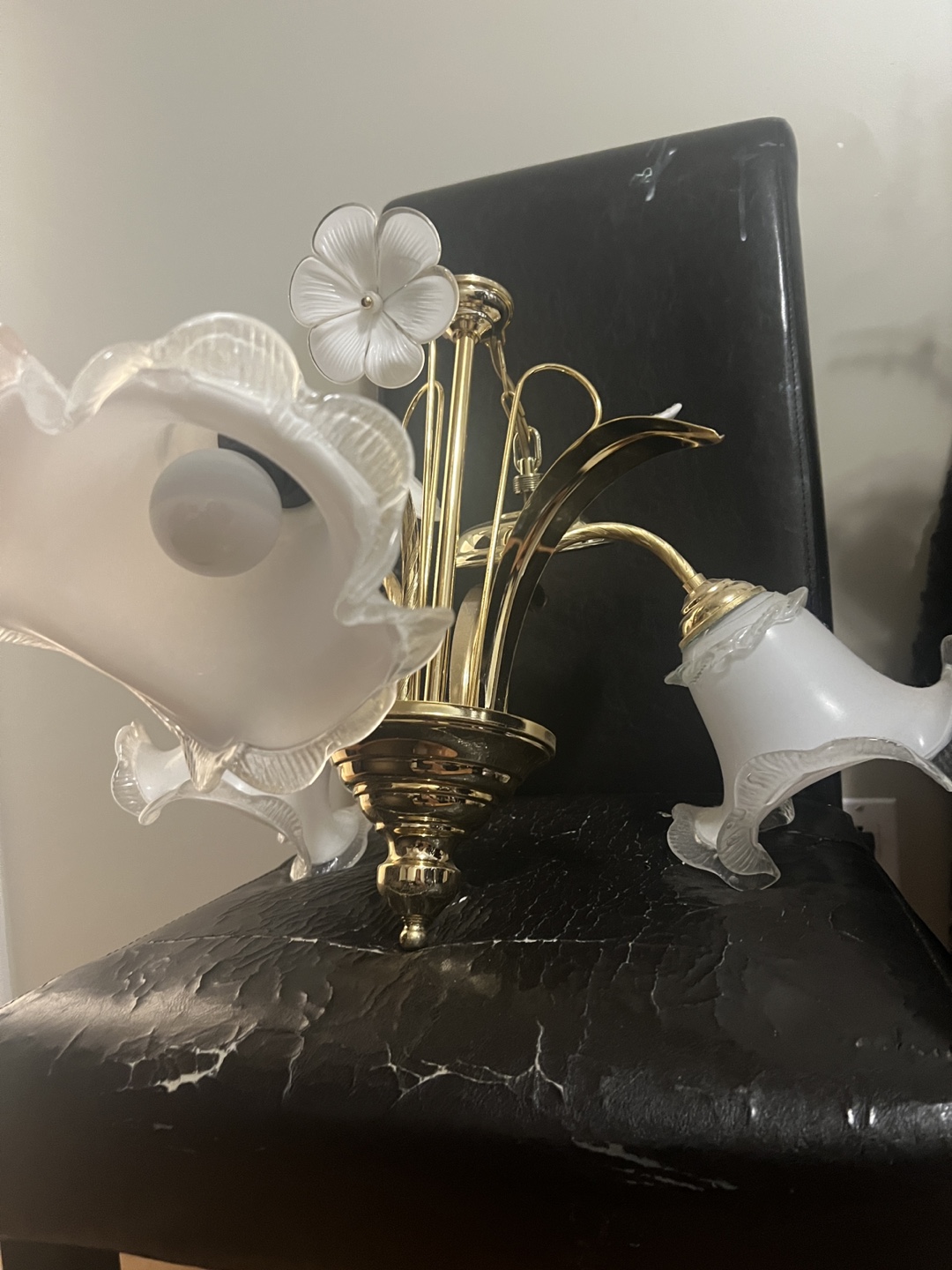 italian Floral Chandelier - Gold and White - photo 2