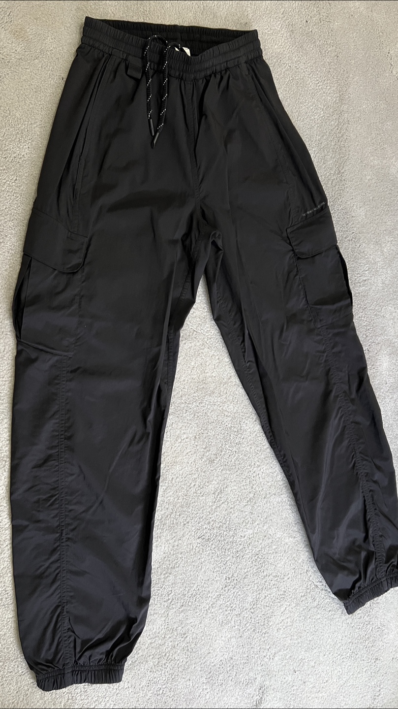 Lululemon Lightweight Cargo Mid-Rise Hiking Pant - photo 2
